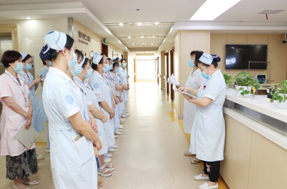 “富贵包”是怎么回事？如何系统康复矫正？