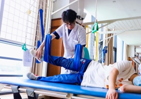偏瘫康复之路：科学规划，避免误区，无锡国济护理院为您重燃生命之光