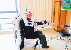 上下肢机器人