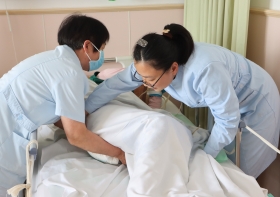 大多数中国老人的最后8年人生都是在痛苦中走完！无锡国济护理院：为晚年生活撑起一片晴空