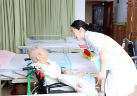 专业守护，尊严相伴丨无锡国济护理院老年脑瘫患者专项照护