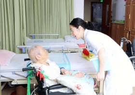 专业守护，尊严相伴丨无锡国济护理院老年脑瘫患者专项照护