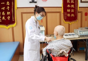 无锡国济护理院 专注康复护理 老年人健康和幸福的守护者