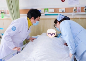 气切病人如何科学照护？无锡国济护理院：关注四个关键要点，守护呼吸健康