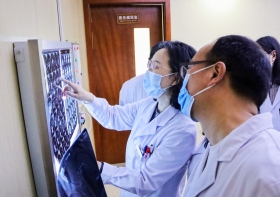 老年痴呆患者总拒绝配合？不是叛逆，是认知受损后的“无声求助”——无锡国济护理院科学引导实用指南