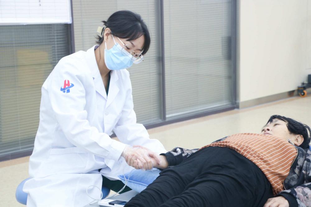 杭州脑出血术后护理，杭州金诚护理院为患者提供全方位的护理服务
