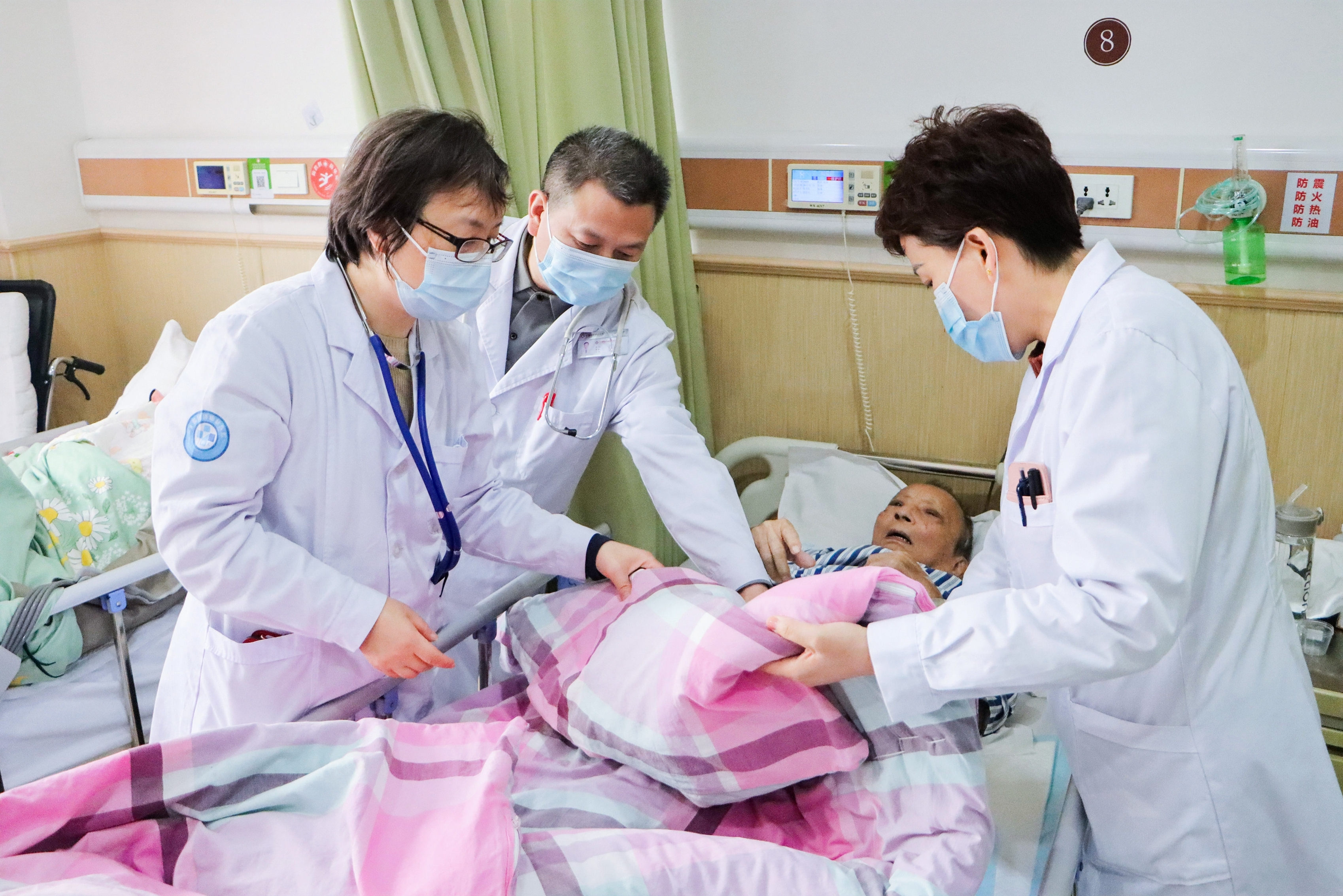 IMG_1993-opq775126602